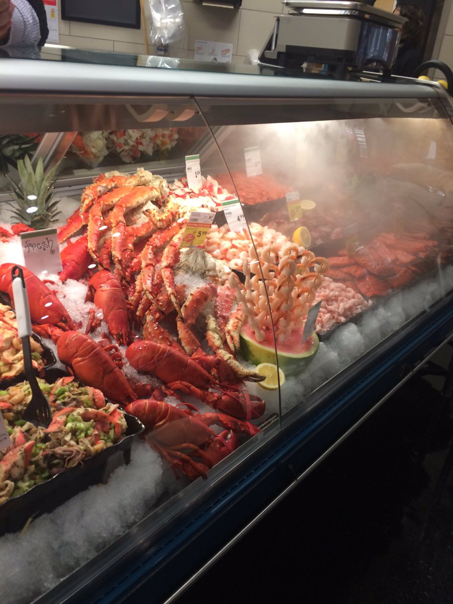 Tons of amazing selection from all over the world! <a href="/SafewayCanada/">Safeway Canada</a> #shpk #strathco #grandopening #seafoodextravaganza