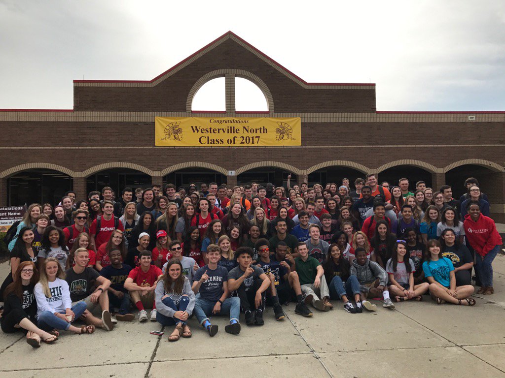 mcgeorgs's tweet photo. Great day recognizing the bright future for our graduates! #WeAreWarriors https://t.co/qWnohXOWK6