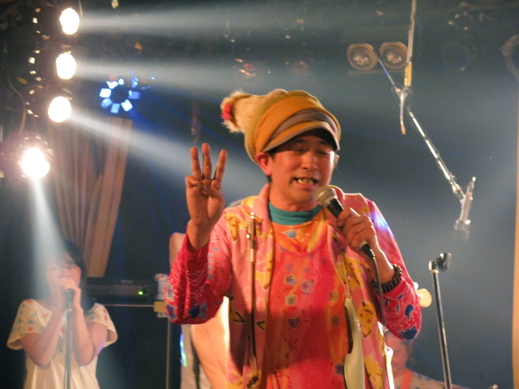 ひんでんさんは司会。バンド「1969」企画LIVE。@ヘブンズドア。 ひんでんさんは司会。バンド「1969」企画LIVE。@ヘブンズドア。
