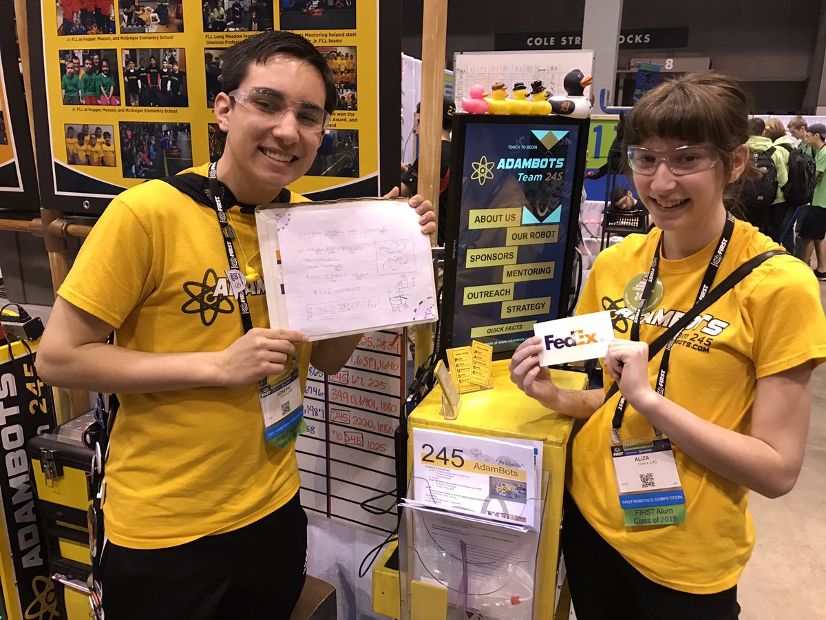 AdamBots's tweet image. Turns out the Boeing 777 saves $362,329.64 per day! #FeDexcontest #omgrobots #frc245