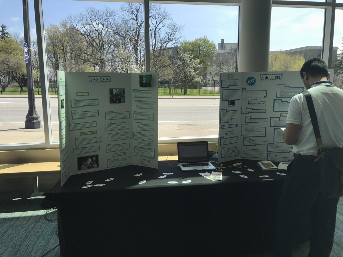 steam3Dmakerlab's tweet image. Booths are set up and ready to rock! #ProgrammableRobots #Arduino #GreenScreen #3DPrinting #Circuits #AR #VR #Makerspace #MakeON