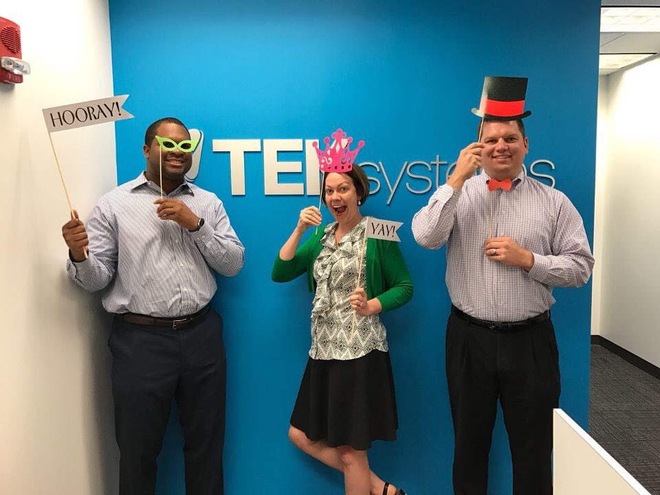 julia hutchens tweet media