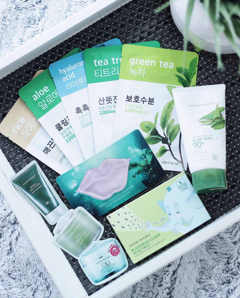 chiutips's tweet image. 💞 SKINCARE GIVEAWAY 💞Enter for your chance to win this incredible Korean Skincare Starter Pack in today's video! Follow (@chiutips) and RT!