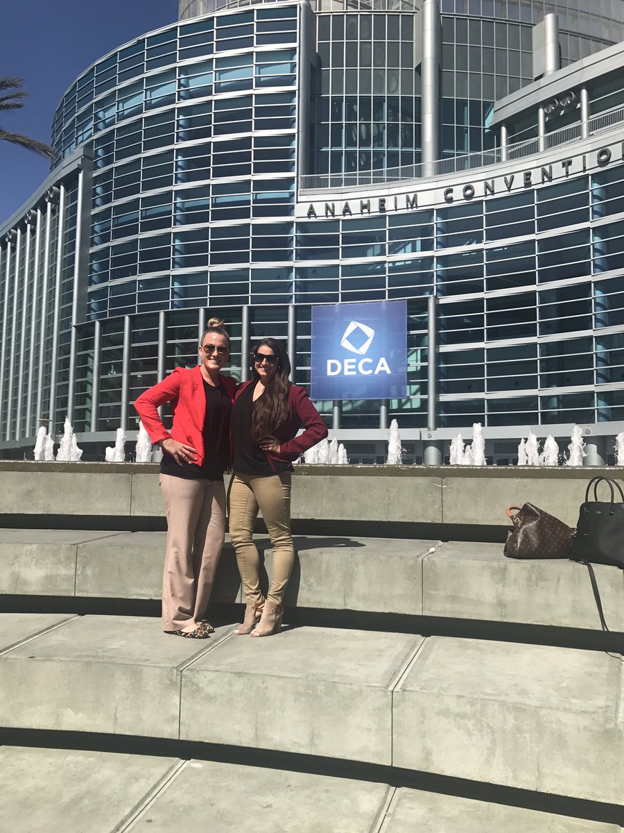 Recruiting and supporting budding leaders of the future! #LoveWhatYouDoIn292