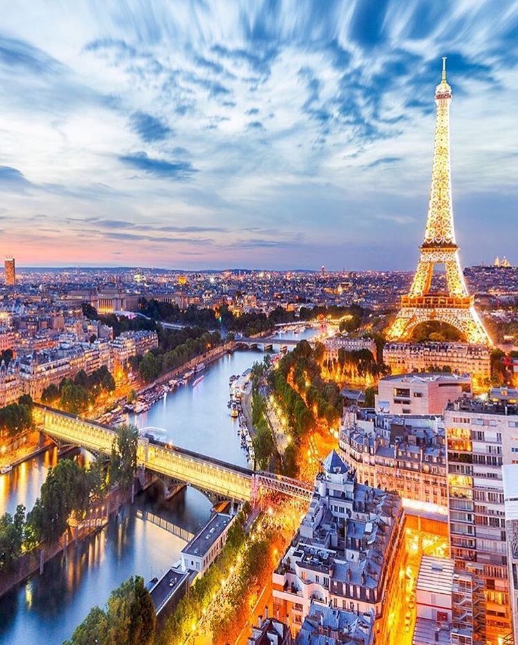 World_Excursion's tweet image. Tag someone you would go to Paris with and explore! #paris #travel #eiffeltower