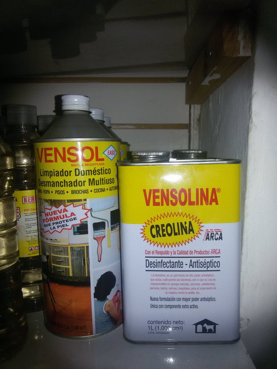 febmaldo's tweet photo. Artículos que puedes conseguir fácilmente en #DistribuidoraFebmaldo #DiabloRojo #Vensol #Creolina https://t.co/m9sjEyIhOe