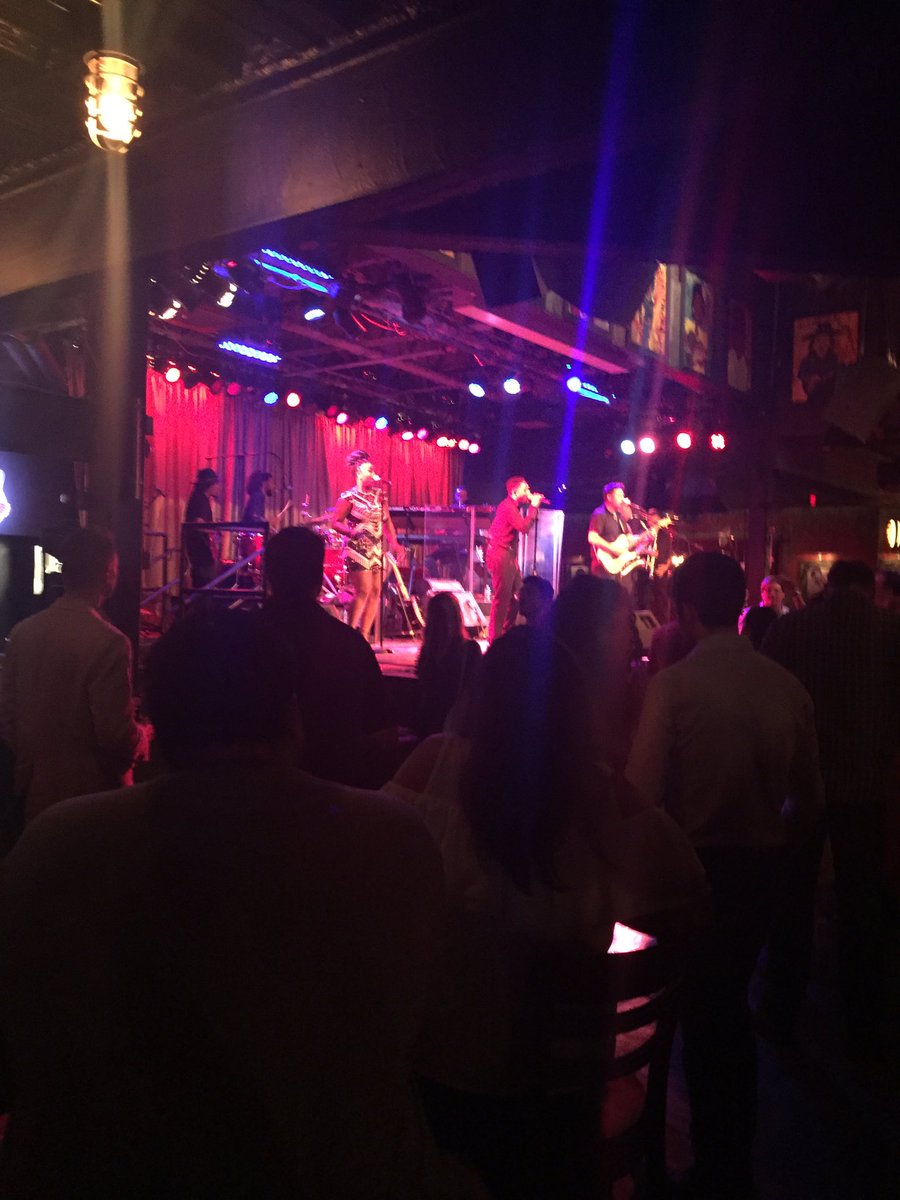 _caralee's tweet photo. The Emerging Professionals Party was a blast! Three cheers for the band! #A17con https://t.co/nQHUhtgplL