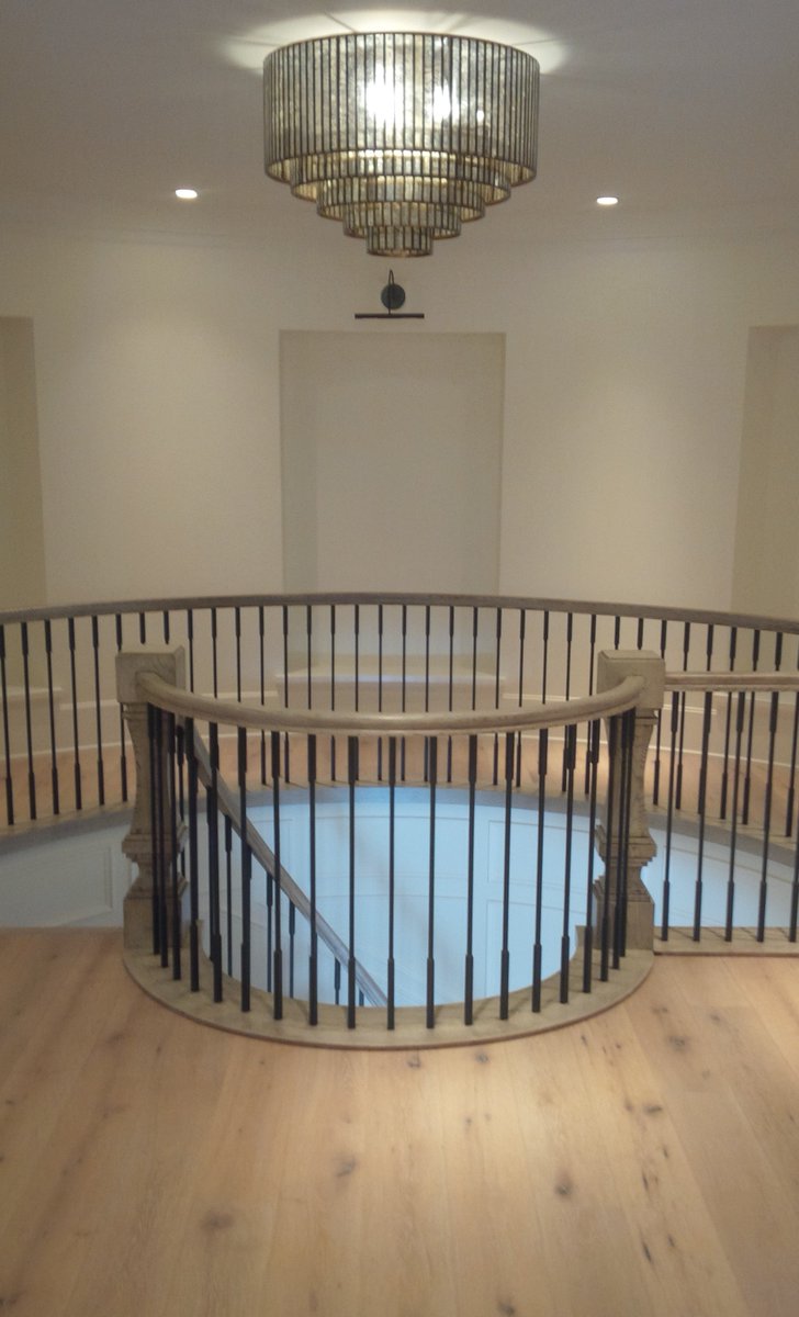 timberwestrails's tweet image. Gorgeous, Let&apos;s admire another Gorgeous Stair completed! #customstairs #interiordesign #whiteoak #showhome #railing
