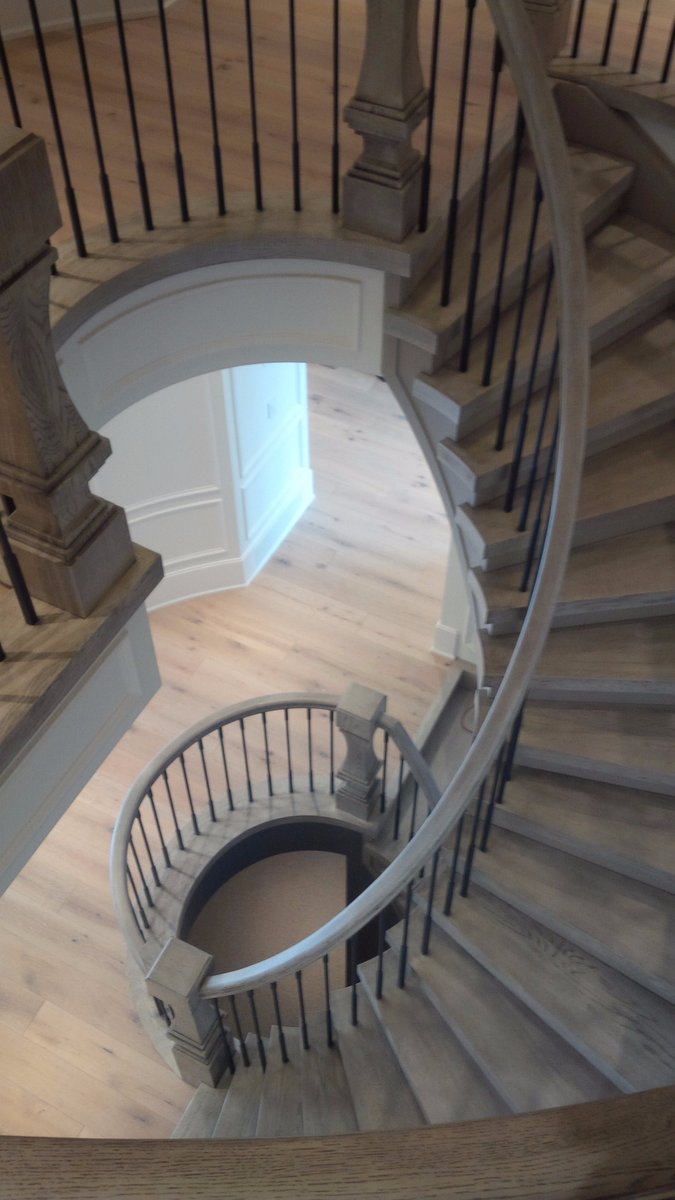 timberwestrails's tweet image. Gorgeous, Let&apos;s admire another Gorgeous Stair completed! #customstairs #interiordesign #whiteoak #showhome #railing