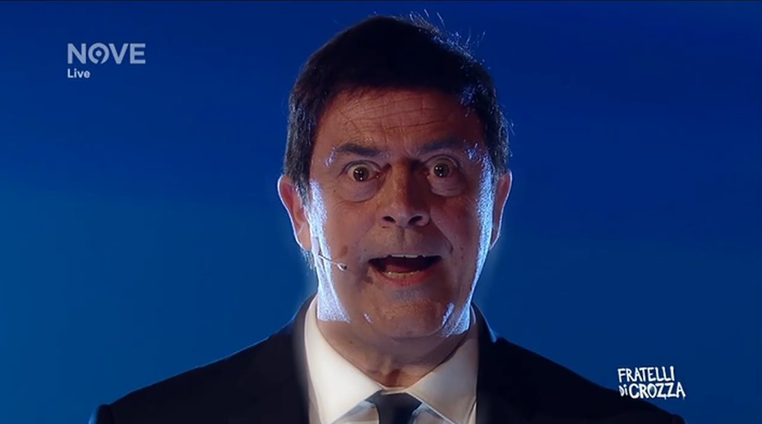 nove's tweet image. Ci vediamo dopo la pubblicità, così poi RICOMINCIAMOOOOOO! #FratelliDiCrozza @fratellicrozza