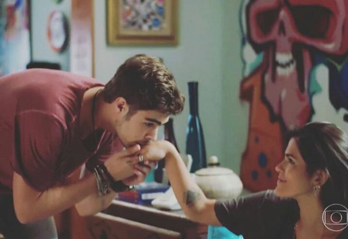 aimatura's tweet photo. Trás maléo de volta eu imploro @IMedicis um otp lindo desses https://t.co/mYFI74A8tW