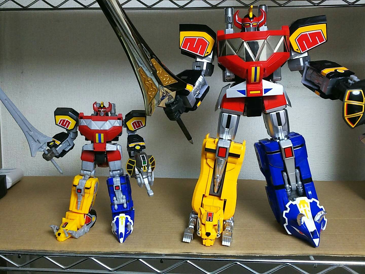 soul of chogokin thunder megazord
