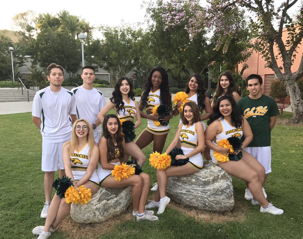 CPPcheer's tweet image. Ready to take the stage at the @cppBroncettes showcase tonight! 🎀💚💛🐴