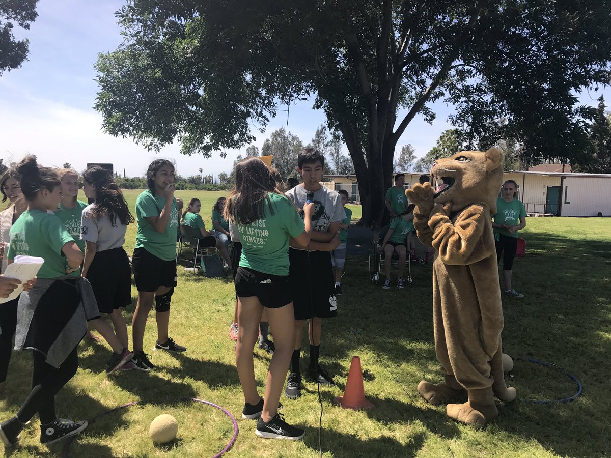 MonarchsMoore's tweet image. Monarchs are getting ready for SBAC testing with a motivational assembly from ASB. What motivates YOU? #readytotest #motivated #doyourbest