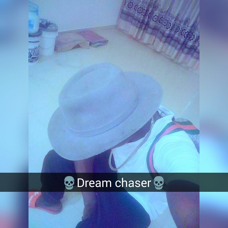 Edmund_Bankz tweet picture
