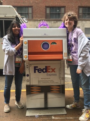 wagsrobotics's tweet image. Challenge #1: Despite the 4 hour journey, we succeeded, similar to our journey through FIRST.  #OMGrobots #FedExContest #FTC6037