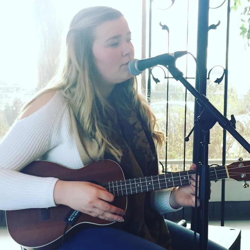 Check out the talented Kate Stevens tonight! #conqueryourcravings #yycliving #yyc #yyclife #yycmusic #yycnow #yycrestaurants #livemusic #cr…