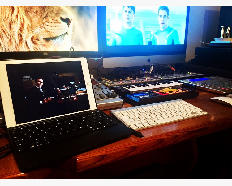 c0ler0neArt's tweet image. Freestyle Friday!!