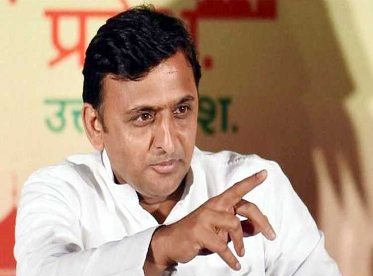 aajtak's tweet image. बिना इंटरनेट पेट्रोल चोरी हो सकता है तो EVM से छेड़छाड़ क्यों नहीं: अखिलेश
aajtak.intoday.in/story/akhilesh…