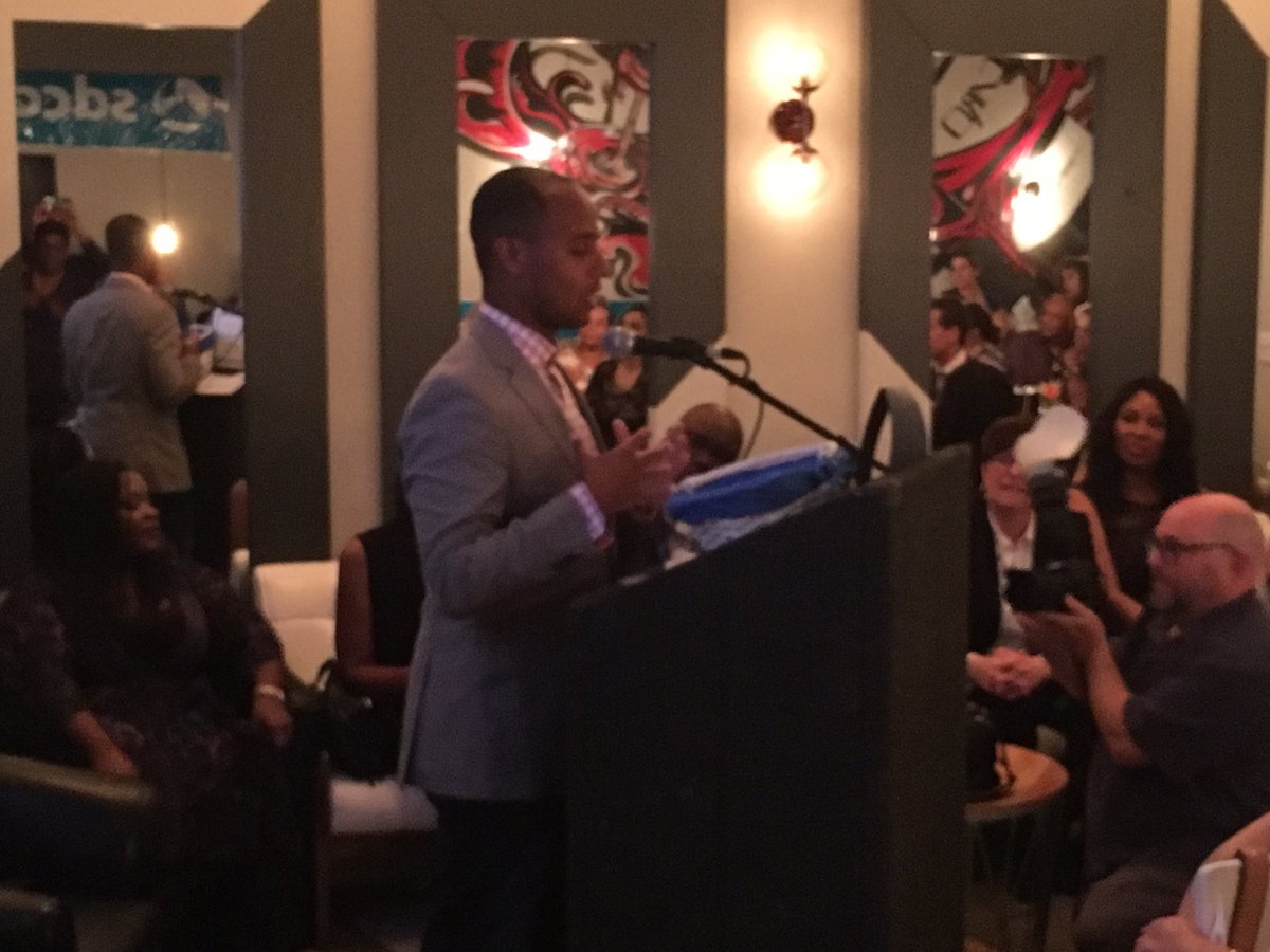 danalittlefield's tweet image. Congratulations to Omari Fleming of #NBCSanDiego. SDABJ member of the year!