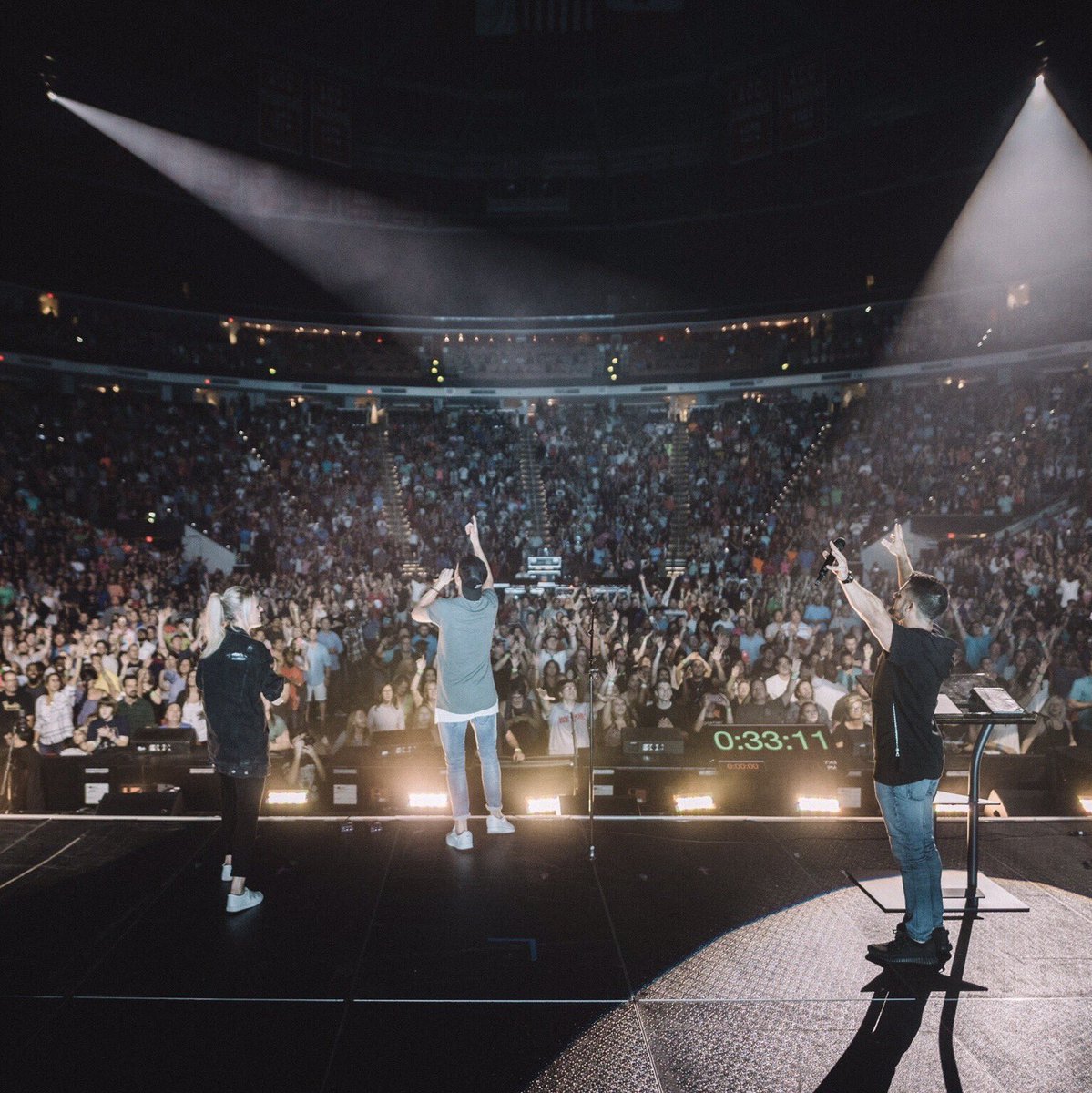 stevenfurtick's tweet photo. RALEIGH, NC.... WOW!
Felt like I was with family tonight.
Reading, PA - We'll see you soon!
#TheMiracleIsInTheMiddle #OutcryTour https://t.co/6XXpetKRFj