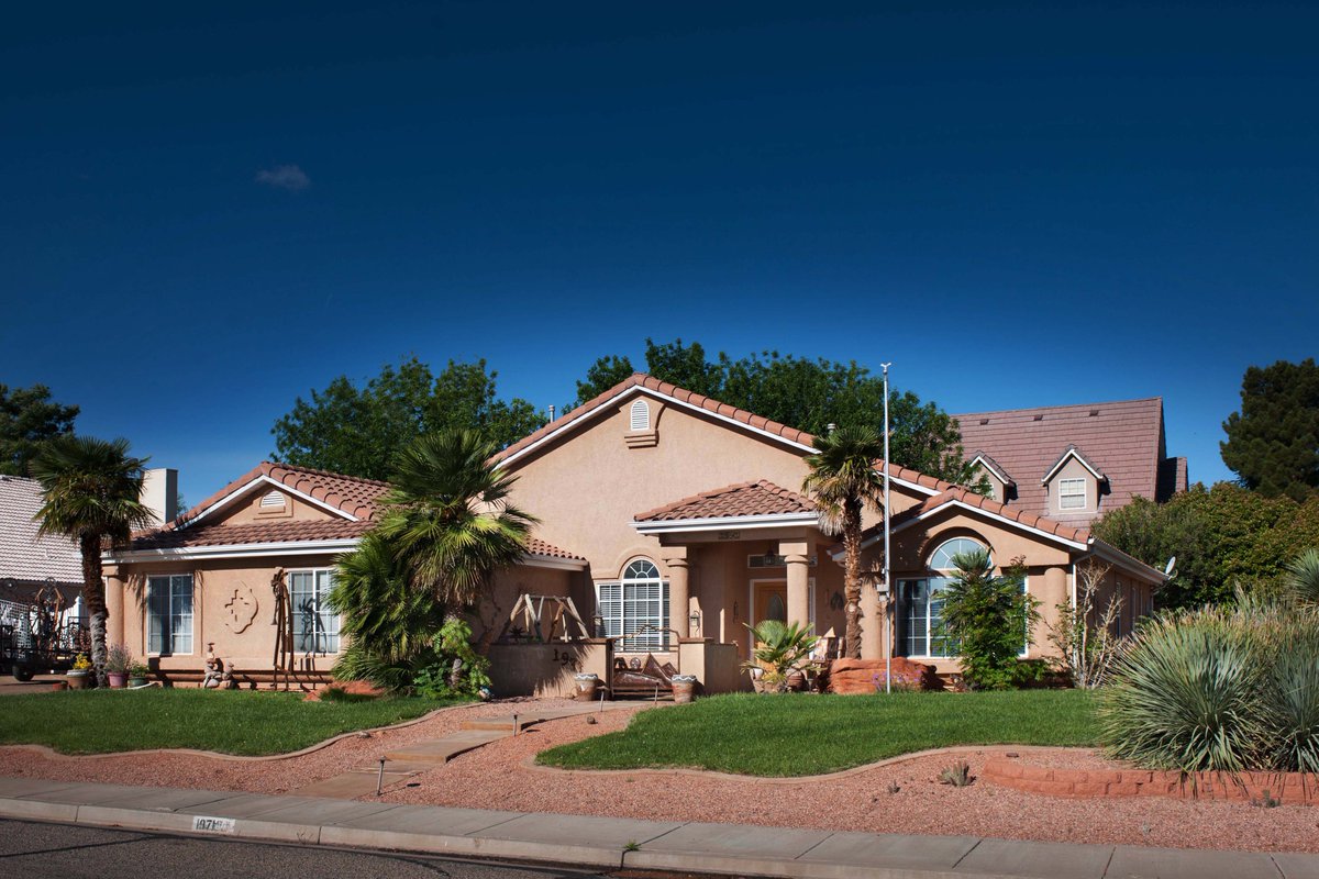 leewebb's tweet image. Photoshoot Complete 1971 Rainbow Rd Santa Clara 84765 #Stgeorge #santaclaa #realestate #architecture #photography #Utah #burnettgroup