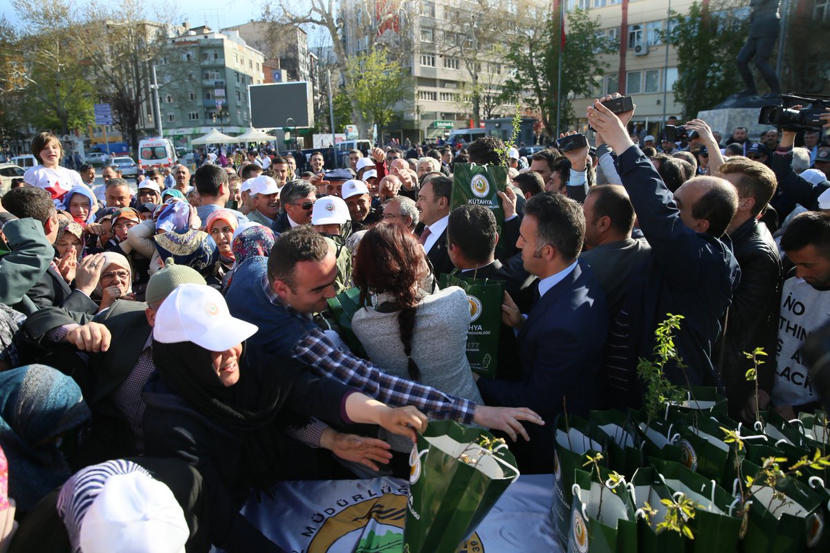 ORMAN SU İŞLERİ BAKANI VEYSEL EROĞLUNDAN KÜTAHYAYA ZİYARET <a href="/ksaracoglu43/">Kamil Saraçoğlu</a> kutahya.bel.tr