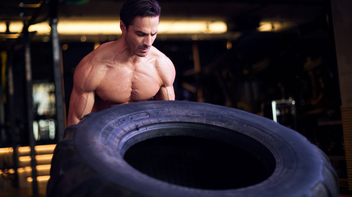 Looking to complement your Versaclimber cardio? Try strength and conditioning at <a href="/BxrLondon/">BXR London</a> – ow.ly/7DLa30b9814 #BXRLondon #workout