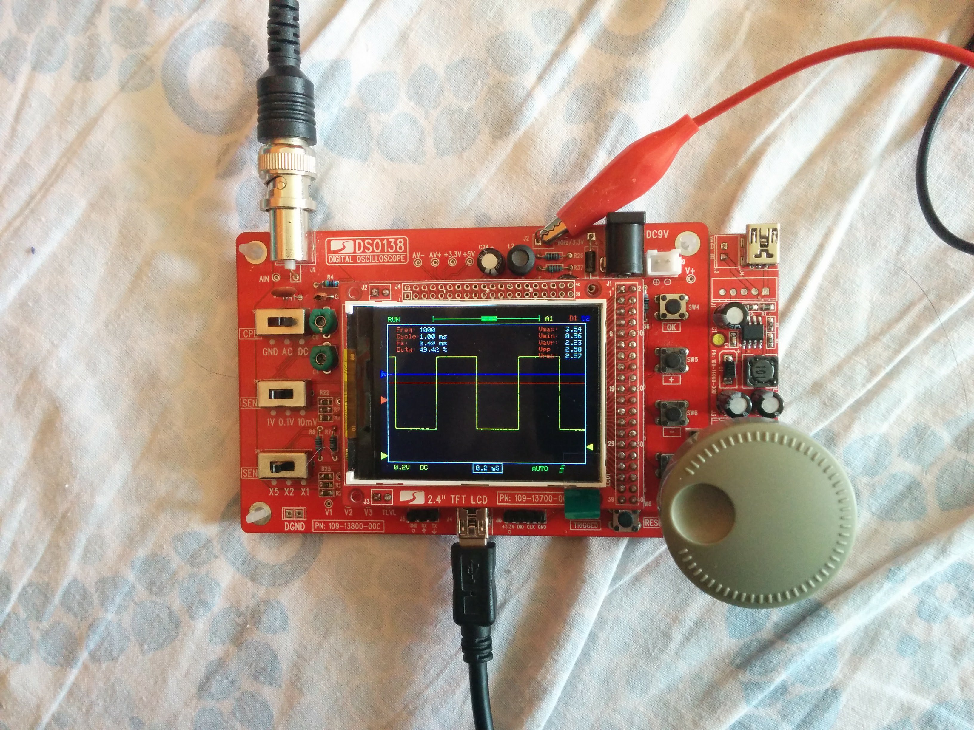 Dobrica Pavlinušić on Twitter: "DSO 138 with free , rotary encoder and single USB cable for both data and power thanks to 9V boost https://t.co/bsW6e7lY37 https://t.co/wcPFCOUOnK" / Twitter