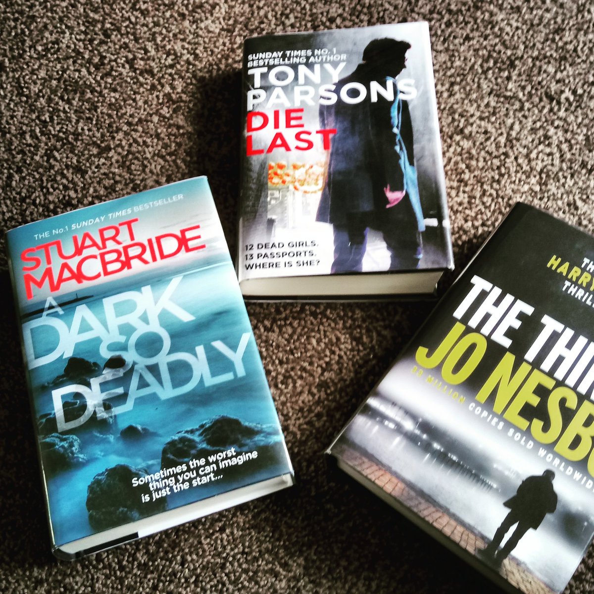 traceymoo's tweet image. Which one first? @BIBSRUTH @Janfleming @haltonlibraries.... It has to be @TonyParsonsUK #bankholidayreading