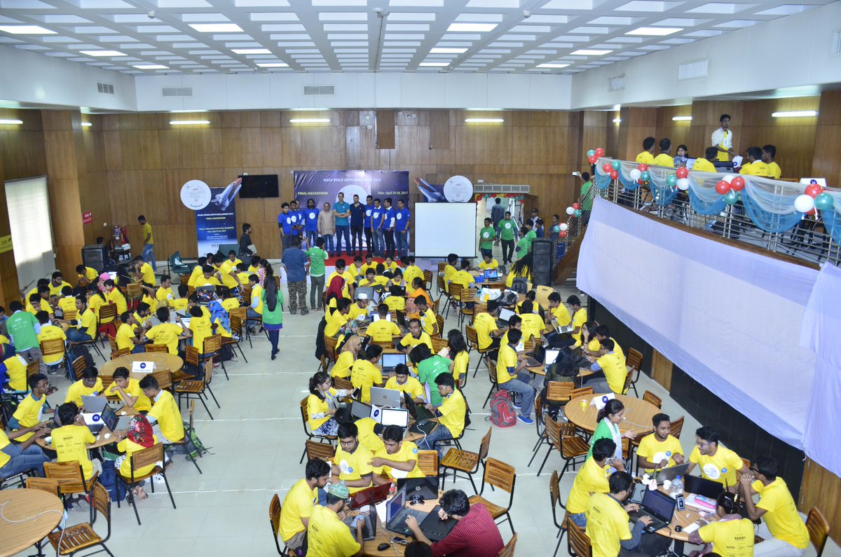 NASAspaceAppsBD's tweet photo. NASA @spaceapps Bangladesh 2017 Final Hackathon Mentor Briefing @spaceapps @NASAspaceAppsBD @_shobhana_ @ahopu @mohammadzaman @NASA https://t.co/qPR1qyEw4C