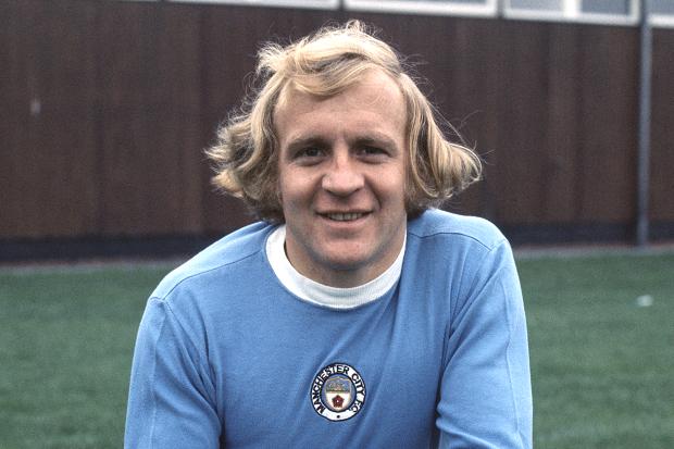Happy Birthday Francis LEE

Great hair! 