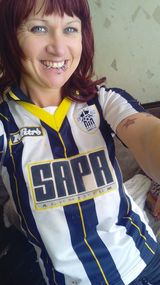 liserini's tweet photo. Retro shirt today! #Notts https://t.co/RNPzDGVQz5