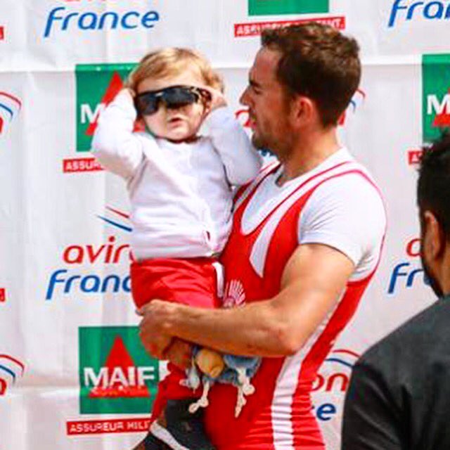 Même les plus jeunes se rendent compte de la qualité des lunettes <a href="/RudyProjectFr/">Rudy Project France</a> #baby #rudyproject #pereetfils #fitness #lightweight