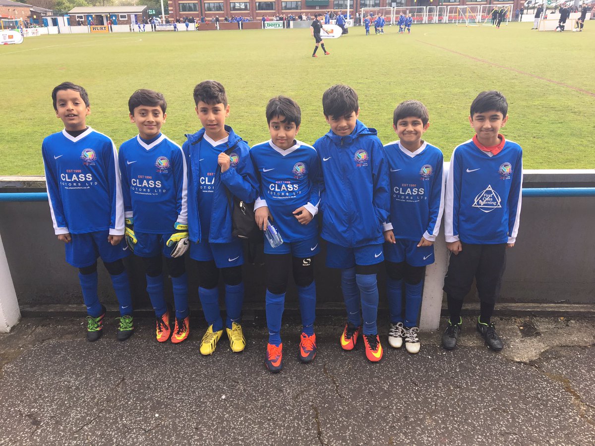 ⚽️ @EuxtonVillaGirl 
⚽️ <a href="/RibbletonFC/">Ribbleton FC</a> 
⚽️ <a href="/CockerhamJFC/">Cockerham Junior FC</a> 
⚽️ <a href="/ahffc/">AHF FC</a>