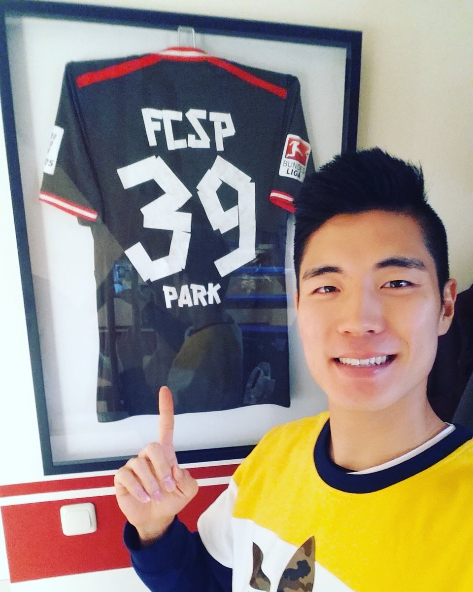 # 2017년 1월 29일 슈투트가르트전 데뷔전 유니폼
# My match worn debut jersey(unwashed) against VfB Stuttgart on January 29th 2017. #fcsp #park