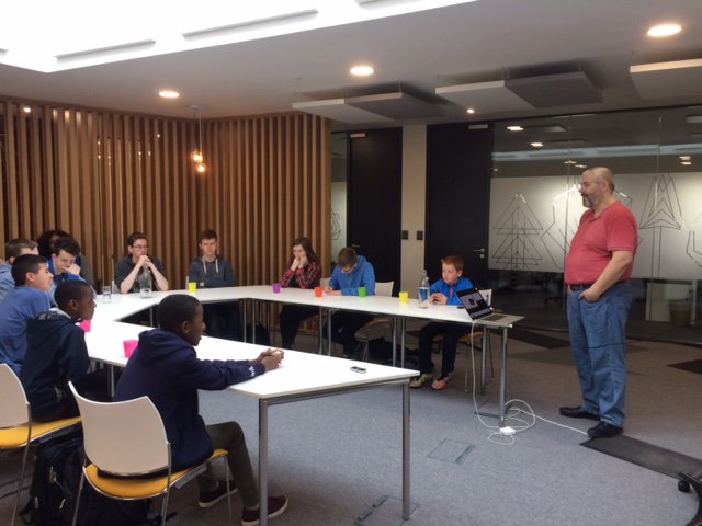 fintechcorridor's tweet image. @bmatthews68 starting the Digital Payments @coderdojodrog @TheMillDrogheda today #firstcomputer #fintech #mentoring @bankofireland
