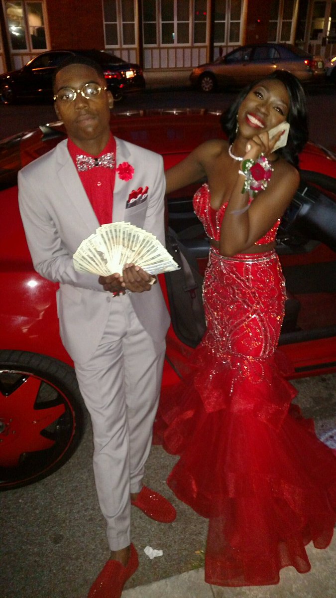 LilNekaBBY__'s tweet image. 🗣They Knew We Was Coming , They Just Didn't Know How‼️🎬🔥 #RedBottoms🔴 #Guisseppes💲, Tf Hannin Lil Clay &amp;amp; Nek 😘 @_LiClay