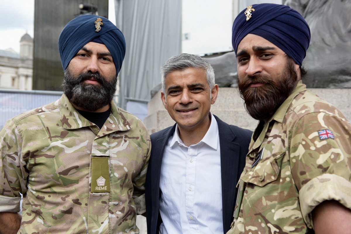 Sikhs &amp; Londoners from all communities joined <a href="/MayorofLondon/">Mayor of London, Sadiq Khan</a> for an amazing celebration of #Sikh culture today #VaisakhiLDN #LondonIsOpen