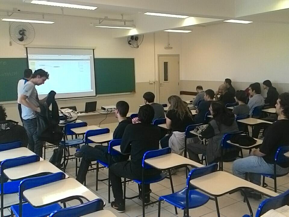 rafaelhenrique's tweet image. @grupysp na FATEC Sorocaba #python #GrupySp