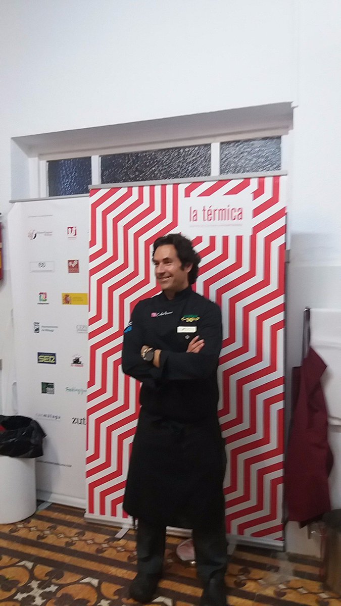 Aprendiendo a cocinar "Ramen" con Carlos Navarro <a href="/cnbjork/">Carlos Navarro</a> en La Térmica @latermicamlg de Málaga. Muy rico...
…ascosasquevalenlapena.blogspot.com.es/2017/04/cocina…