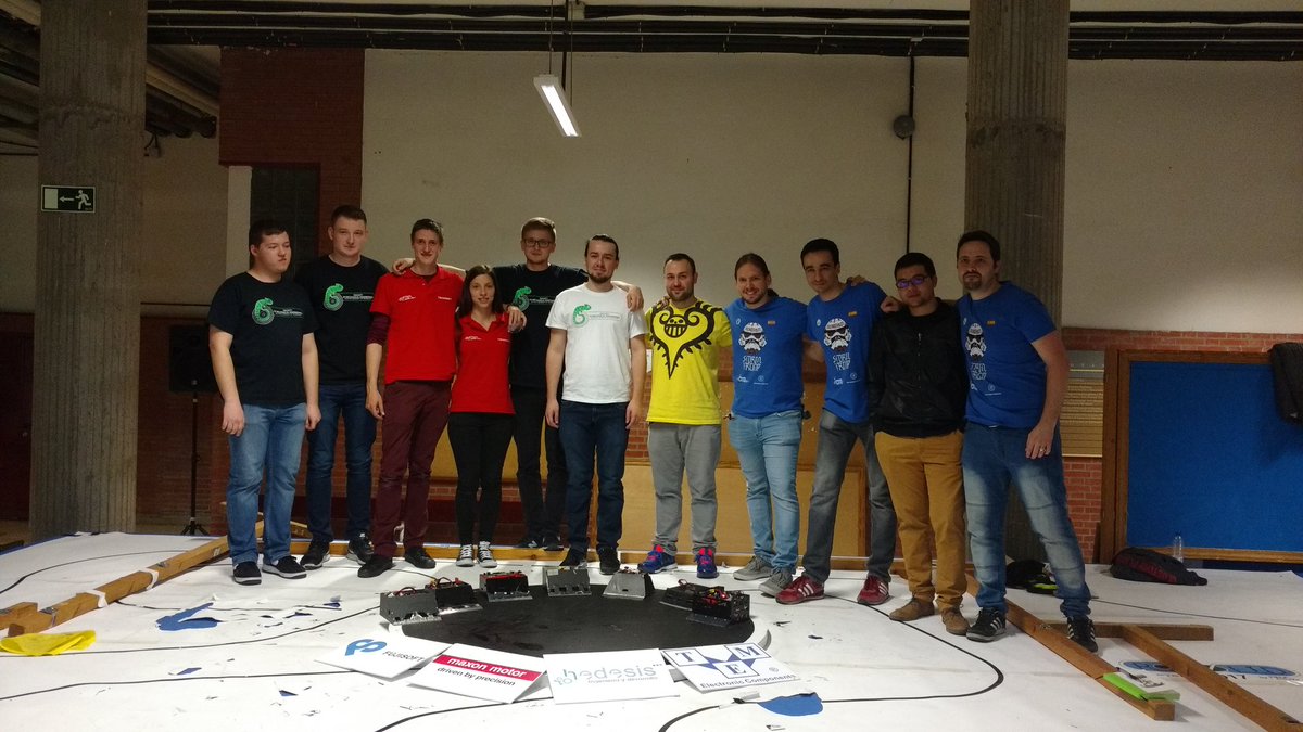 Los participantes en el #alljapansumo de #robolid2017
