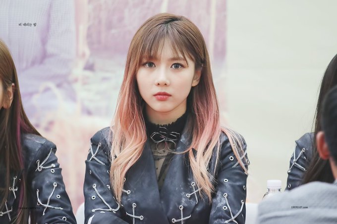 C-l_VSMVYAIm4Q6.jpg:small