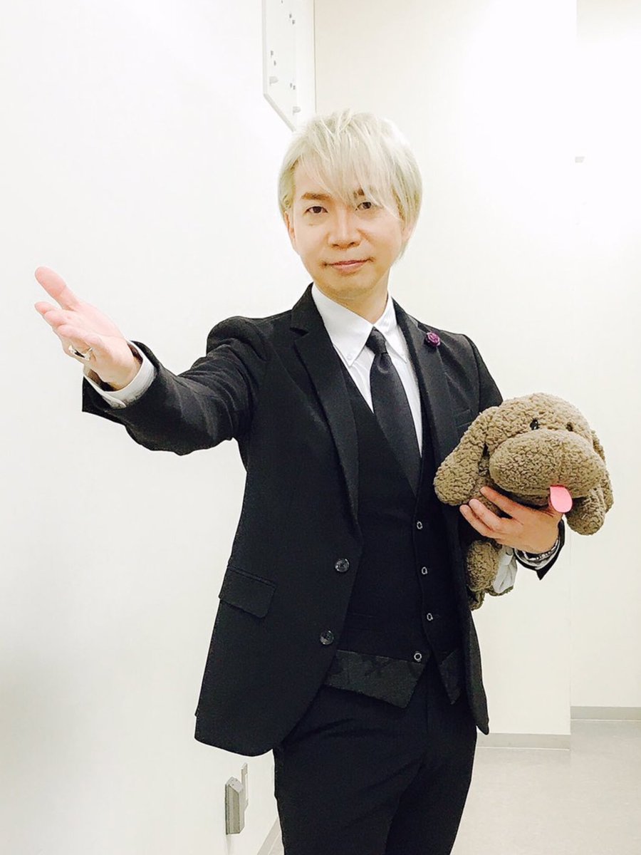 よしこ 10 28 ときメモgs 4 発売 おめでとう Auf Twitter 諏訪部順一 氏の ガチコスには拍手 Wwwwwwww だって この日の為に髪色抜き続けたそうです 流石だよね 身も心も ヴィクトル ニキフォロフ