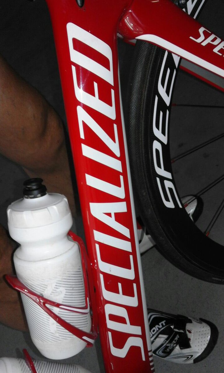 This baby is going out for a ride tomorrow. #triathlon #bricksession #outdoors <a href="/Dunkeld_cycles/">Dunkeld cycles</a> <a href="/IMSouthAfrica/">IRONMAN South Africa</a> <a href="/PowerBarSA/">PowerBarSA</a> <a href="/jadedpiglet/">JadeD</a>