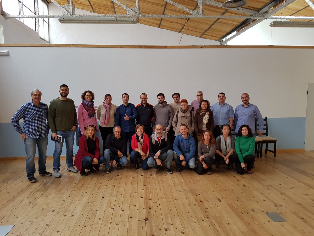 jbarlx's tweet image. Foto de grupo! Metup #estimationatscale #road2baos #madriagil
Gracias a tod@s por la participación