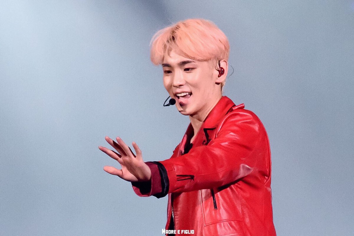 keyarchives's tweet photo. cr. madre e figlio
170205 https://t.co/KQkOmikdSv