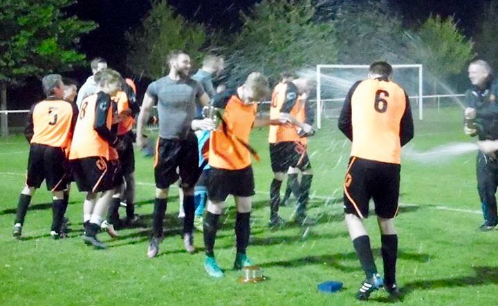 Congratulations to Kintbury Reserves for winning the Nairne Paul cup last night. ⚽⚽