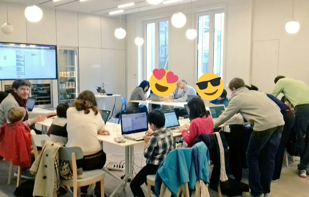 CoderDojoParis's tweet image. Les ninjas de #CoderDojoParis sont de retour cet après midi chez @TwitterFrance : Scratch, HTML, apps mobile 👊 #KidsWhoCode