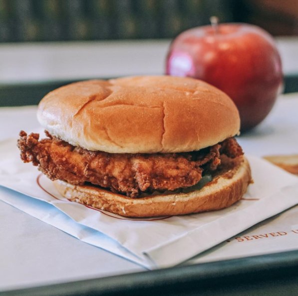 @Brandon_Farrar Will we be seeing you and all of your @theleedavisway coworkers on Tuesday for #TeacherAppreciationDay? Free meal 5-8PM
